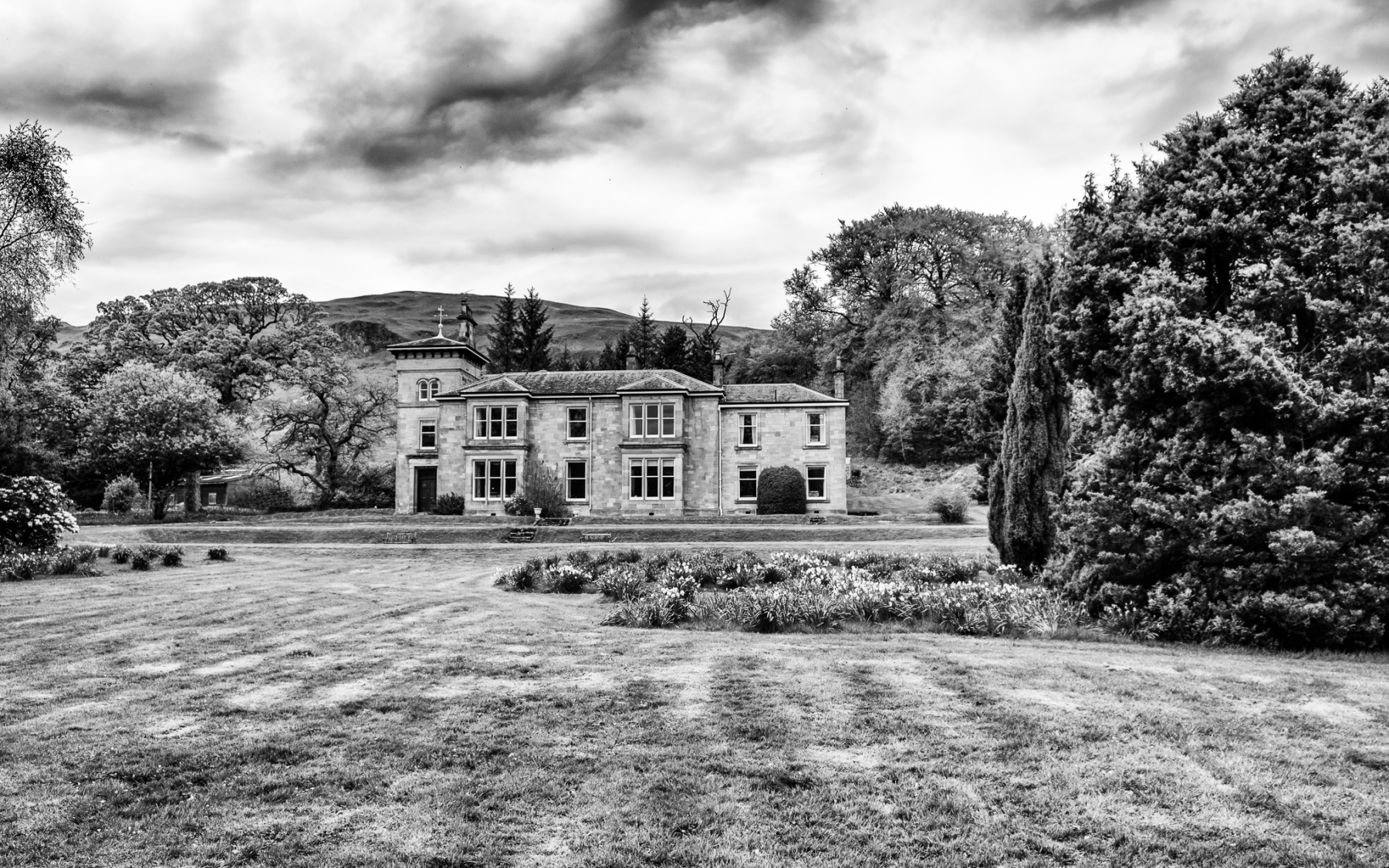 ballagan-house-bw-1