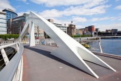 lunchtime-wanders-squinty-bridge-11